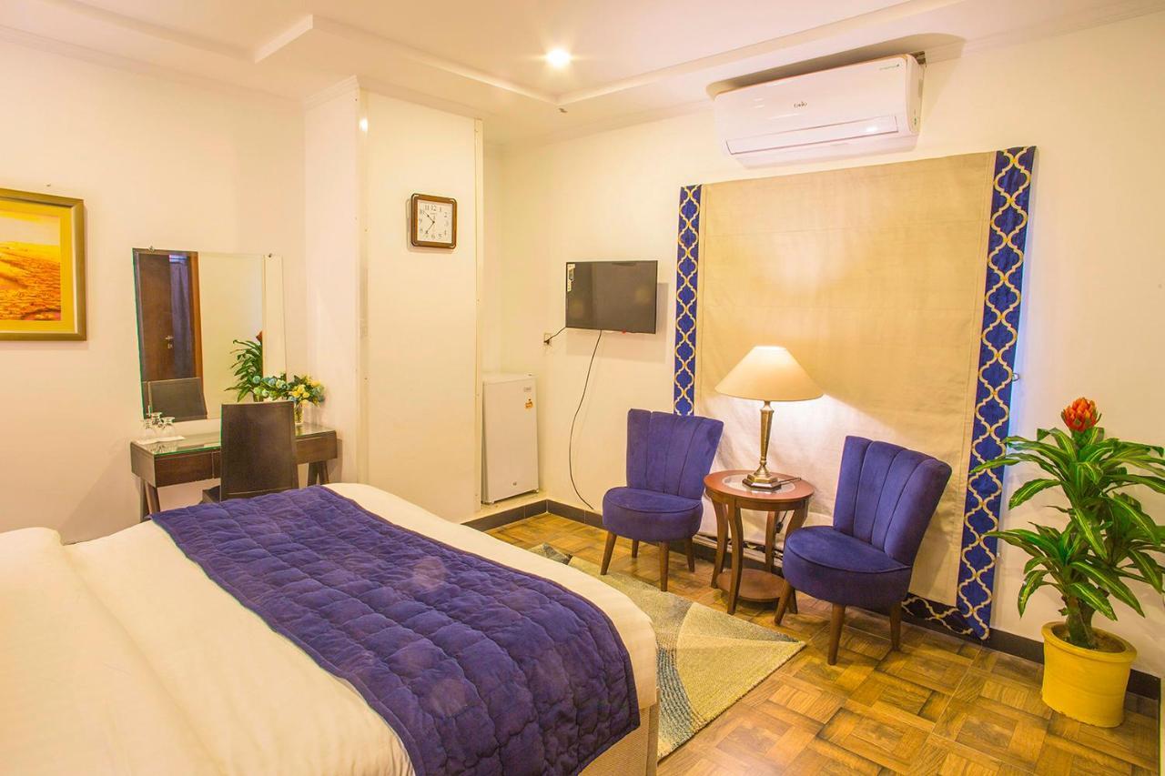 Hotel Oban Lahore Buitenkant foto